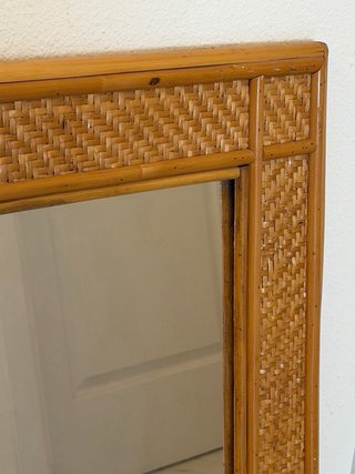 Espejo de ratán único artesanal