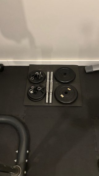 Máquina de gimnasio y Bicicleta estática