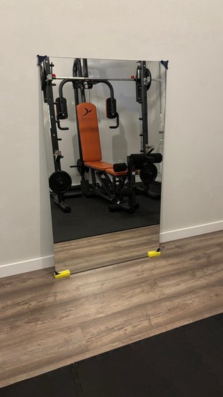 Máquina de gimnasio y Bicicleta estática