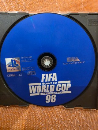 FIFA Road to World Cup 98 PS1 Japonés
