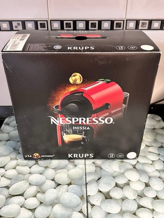 Cafetera Nespresso Krups Inissia Blanca
