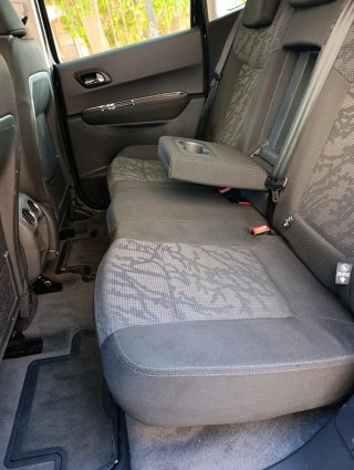 Peugeot 3008 2011