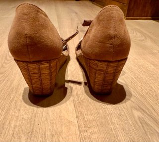Sandalias Dospies Cuñas Marrones