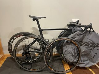 Bicicleta Carretera Canyon Aeroad Negra