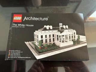 LEGO Architecture  21006 - The White House