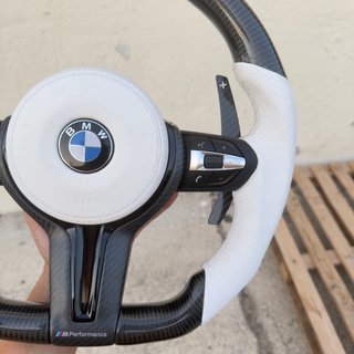 Volante BMW Serie F Blanco Cuero Carbono