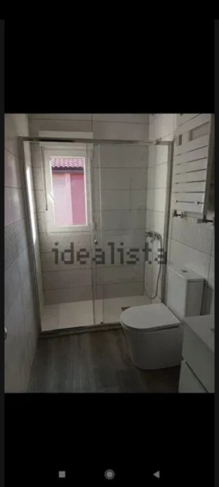 Alquilo habitación en piso compartido