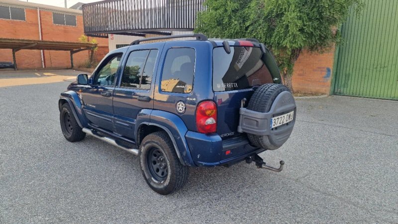 Jeep Cherokee 2001 - foto 1