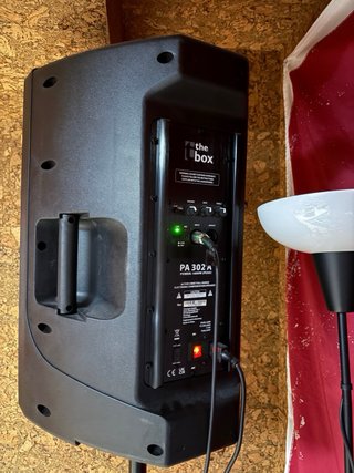 Equipo de sonido mesa y PA’s