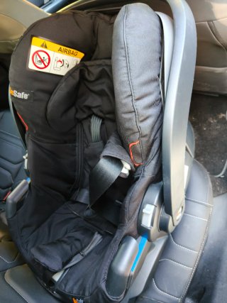 Silla bebé para el coche Besafe Izi Go grupo cero