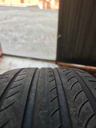 4 Neumáticos Pirelli 235/40 R18