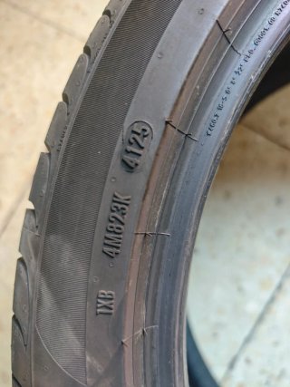 4 Neumáticos Pirelli 235/40 R18