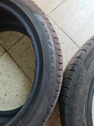 4 Neumáticos Pirelli 235/40 R18