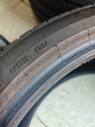 4 Neumáticos Pirelli 235/40 R18