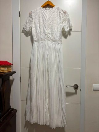 Vestido de fiesta blanco encaje