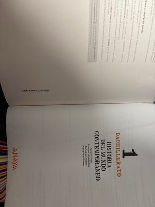 Libro de historia del mundo contemporáneo