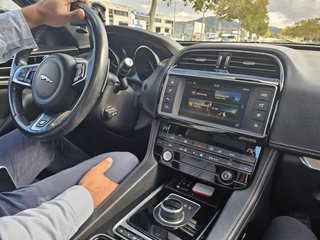 Jaguar F-Pace 2017