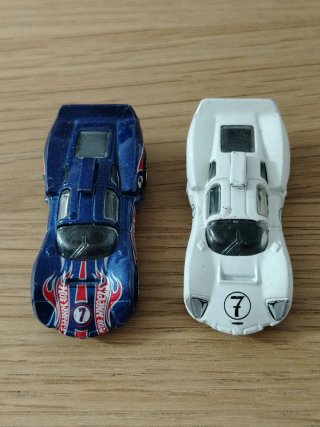 Set 2 Hot Wheels Chaparral 2D