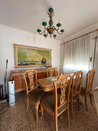 Conjunto mesa y 6 sillas madera