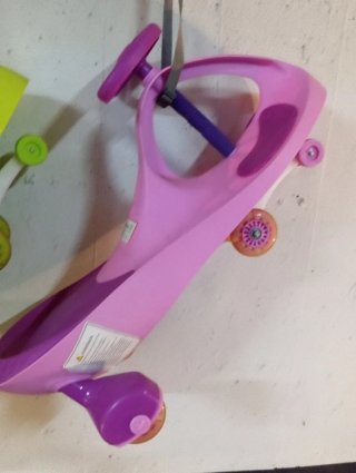 Coche correpasillos rosa y morado