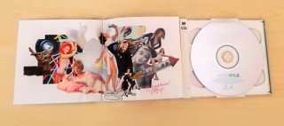 Lote CD Ultimate Kylie y DVD Madonna