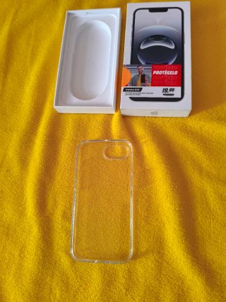 Venta o INTERCAMBIO Funda Transparente iPhone 16E