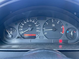 BMW E36 318tds Compact