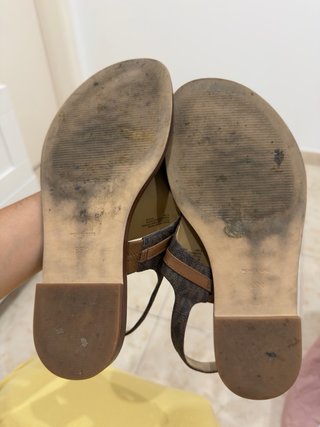 Sandalias Michael Kors Marrón y Dorado