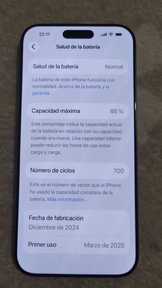 iPhone 16 Pro Max Dorado