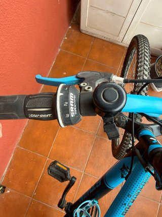 Bicicleta Btwin Rockrider Azul