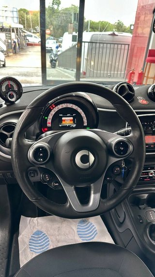 SMART fortwo 60kW81CV electric drive coupe