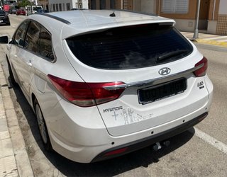 HYUNDAI I40 CW  ( familiar )-1.7 CRDI GL BLUE DRIV