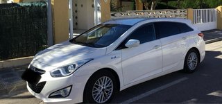 HYUNDAI I40 CW  ( familiar )-1.7 CRDI GL BLUE DRIV