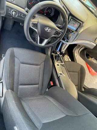 HYUNDAI I40 CW  ( familiar )-1.7 CRDI GL BLUE DRIV