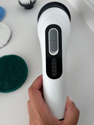 Cepillo eléctrico de limpieza