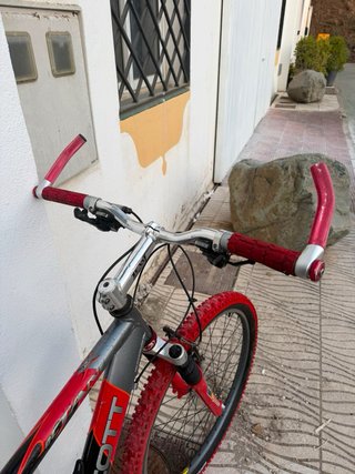 Bicicleta Scott Octane.
