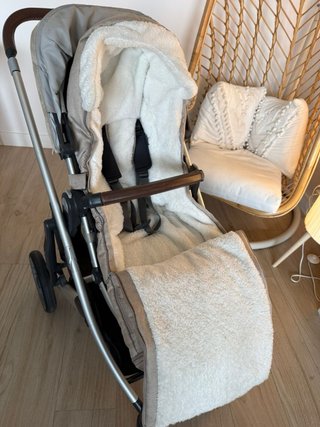 Silla de Paseo UPPAbaby Cruz + 2 Sacos