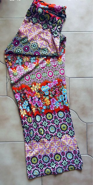 Completo pantalone e top fantasia
