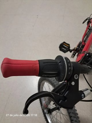 Bicicleta Rockrider 20" Decathlon Roja