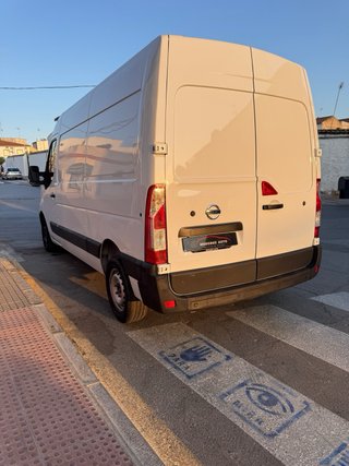 Nissan NV400 2018
