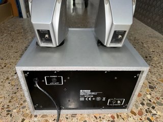 Altavoces Yamaha TRS MS02 Gris/Plata  para TYROS