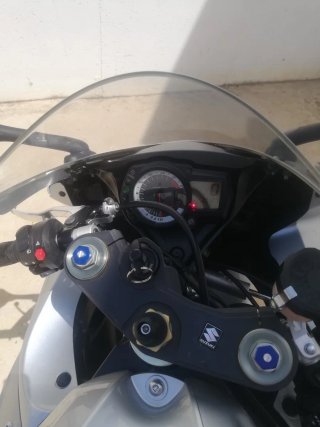 Suzuki GSX-R 600 K8 Blanca