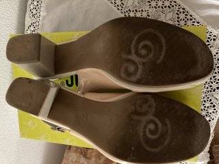 Sandalias Pitillos Beige Talla 38