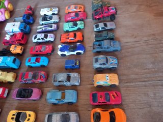Lote grande miniaturas carros e veículos