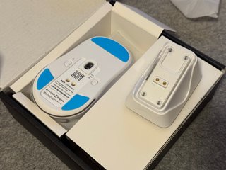 EPOMAKER NEX Lite blanco con base