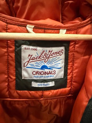 Plumífero Jack & Jones verde y naranja