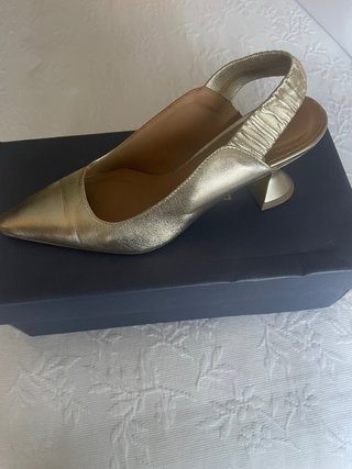 Zapato salón destalonado Pedro Miralles T.37