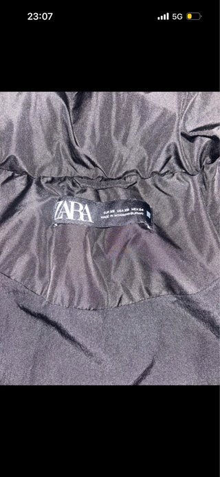 Abrigo acolchado negro Zara