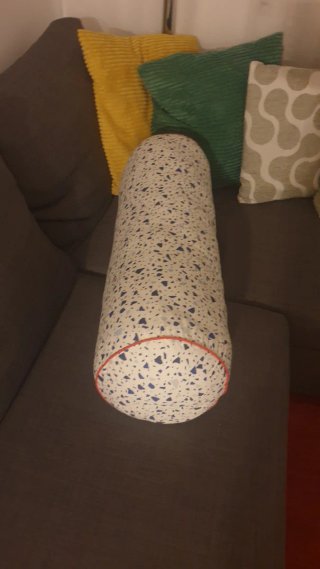 Cojín Cilindro Ikea