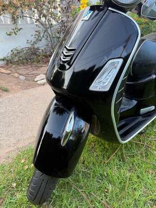 Vespa GTS Super 125 Negra ABS